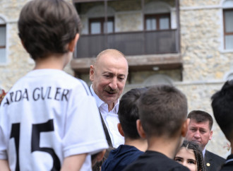 Prezident İlham Əliyev və Prezident Sərdar Berdiməhəmmədov Şuşa şəhərində inşa edilmiş birinci yaşayış kompleksində olublar