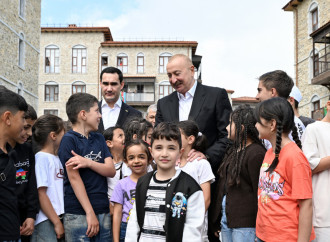 Prezident İlham Əliyev və Prezident Sərdar Berdiməhəmmədov Şuşa şəhərində inşa edilmiş birinci yaşayış kompleksində olublar