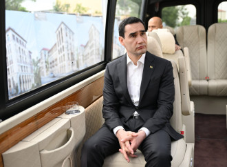 Azərbaycan Prezidenti İlham Əliyev və Türkmənistan Prezidenti Sərdar Berdiməhəmmədov Şuşa məscidində tikinti işlərinin gedişi ilə tanış olublar