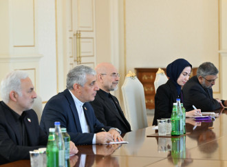 Prezident İlham Əliyev İran İslam Şurası Məclisinin sədrinin başçılıq etdiyi nümayəndə heyətini qəbul edib
