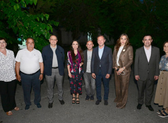Heydər Əliyev Fondunun vitse-prezidenti Leyla Əliyeva “Azəripək” ASC-nin fəaliyyəti ilə yaxından tanış olub