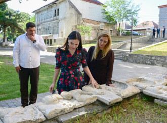 Heydər Əliyev Fondunun vitse-prezidenti Leyla Əliyeva Şəki şəhərindəki Məhəmməd Füzuli adına parkda görülən işlərlə tanış olub