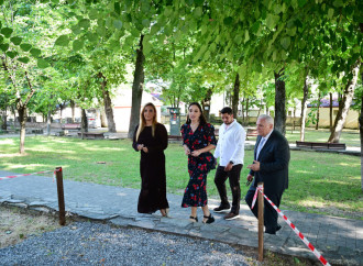 Heydər Əliyev Fondunun vitse-prezidenti Leyla Əliyeva Şəki şəhərindəki Məhəmməd Füzuli adına parkda görülən işlərlə tanış olub