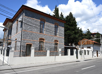 Heydər Əliyev Fondunun vitse-prezidenti Leyla Əliyeva Şəki Şəhər İncəsənət Məktəbində olub
