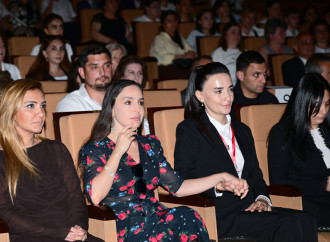 Heydər Əliyev Fondunun vitse-prezidenti Leyla Əliyeva “Onlardan biri: Emil” adlı anım tədbirində iştirak edib