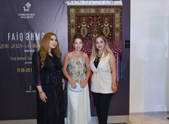 Alyona Əliyeva Azərbaycan Milli Xalça Muzeyində “Zamanın naxışları” moda nümayişində iştirak edib