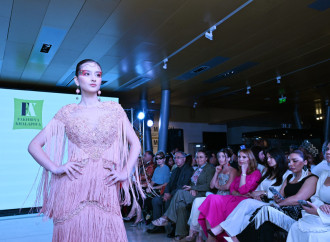 Alyona Əliyeva Azərbaycan Milli Xalça Muzeyində “Zamanın naxışları” moda nümayişində iştirak edib