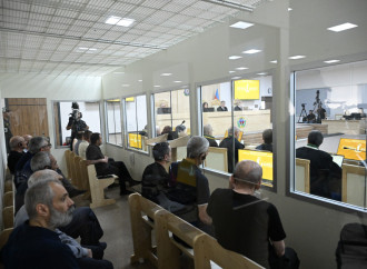Ermənistan vətəndaşlarının şikayətləri üzrə apellyasiya məhkəməsində təqsirləndirilən şəxslərin vəsatətlərinə baxılıb