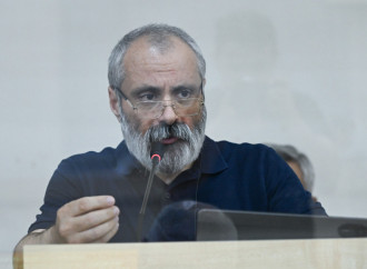 Ermənistan vətəndaşlarının şikayətləri üzrə apellyasiya məhkəməsində təqsirləndirilən şəxslərin vəsatətlərinə baxılıb
