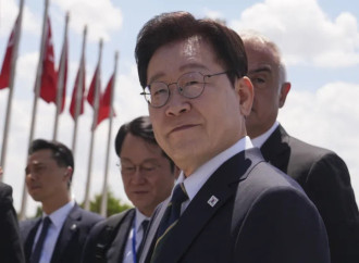 Cənubi Koreya Şimali Koreya ilə sülh danışıqlarına çağırıb