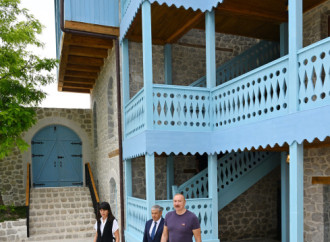Prezident İlham Əliyev Şuşada “Sadıqcanın evi”nin bərpadan sonra açılışında iştirak edib