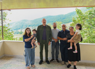 Prezident İlham Əliyev Şuşanın Kiçik Qaladərəsi kəndində görülən işlərlə tanış olub və kəndə qayıdan sakinlərlə görüşüb