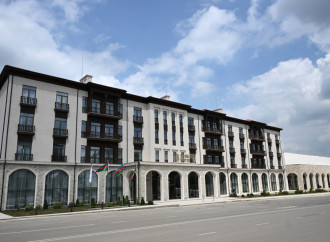 Prezident İlham Əliyev “Xankəndi” hotelinin açılışında iştirak edib