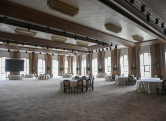 Prezident İlham Əliyev “Xankəndi” hotelinin açılışında iştirak edib