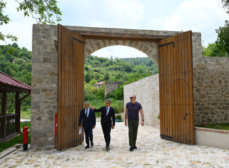 Prezident İlham Əliyev Şuşada “Yasəmən” hotelinin yeni korpusları ilə tanış olub