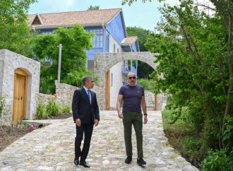 Prezident İlham Əliyev Şuşada “Yasəmən” hotelinin yeni korpusları ilə tanış olub
