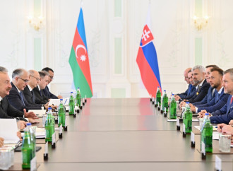 Prezident İlham Əliyevin Şuşada Slovakiya Prezidenti ilə geniş tərkibdə görüşü olub