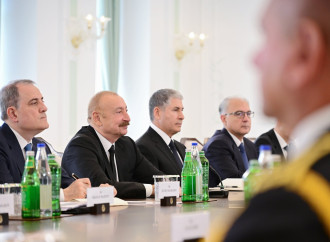 Prezident İlham Əliyevin Şuşada Slovakiya Prezidenti ilə geniş tərkibdə görüşü olub