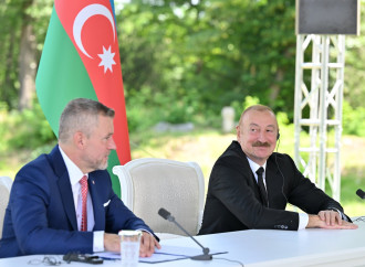 Prezident İlham Əliyev və Slovakiya Prezidenti Şuşada mətbuata bəyanatlarla çıxış ediblər