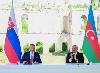 Prezident İlham Əliyev və Slovakiya Prezidenti Şuşada mətbuata bəyanatlarla çıxış ediblər