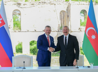 Prezident İlham Əliyev və Slovakiya Prezidenti Şuşada mətbuata bəyanatlarla çıxış ediblər