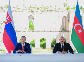 Prezident İlham Əliyev və Slovakiya Prezidenti Şuşada mətbuata bəyanatlarla çıxış ediblər