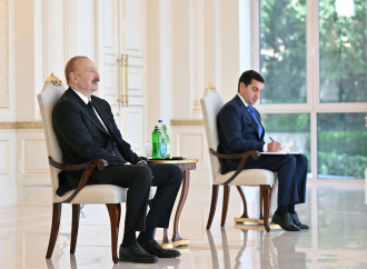 Prezident İlham Əliyev İrlandiyanın Azərbaycanda yeni təyin olunmuş səfirinin etimadnaməsini qəbul edib