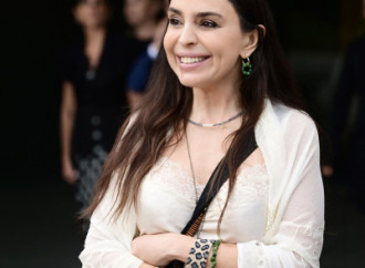 Heydər Əliyev Fondunun vitse-prezidenti Leyla Əliyeva Budapeştdə “Azərbaycan xalçaları – ənənədən müasir incəsənətə” sərgisinin təqdimatında iştirak edib