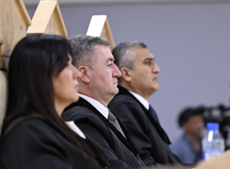 Ermənistan vətəndaşlarının şikayətləri üzrə apellyasiya məhkəməsi dövlət ittihamını müdafiə edən prokurorların çıxışları ilə davam etdirilib