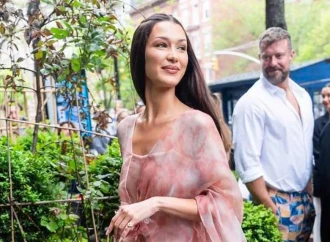 Bella Hadid Orebella markasından iki yeni ətri təqdim etdi