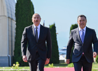 Prezident İlham Əliyevin Çolpon-Ata şəhərində rəsmi qarşılanma mərasimi olub