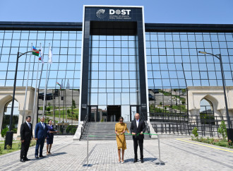 Prezidenti İlham Əliyev və Birinci xanım Mehriban Əliyeva Naxçıvan Regional DOST Mərkəzinin açılışında iştirak ediblər