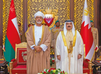 Oman və Bəhreyn liderləri regional təhlükəsizlik məsələlərini müzakirə edib