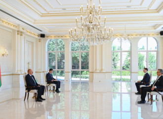 Prezident İlham Əliyev Almaniyanın Azərbaycanda yeni təyin olunmuş səfirinin etimadnaməsini qəbul edib