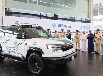 Dubay Polisi "DENZA B8" PHEV platformasına keçid edir