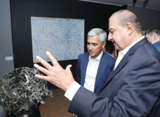 Bakıda Bəhreynli rəssamların əsərlərindən ibarət sərgi açılıb