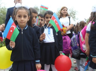 Heydər Əliyev Fondunun İmişlinin Aranlı kəndinin şagirdlərinə yeni dərs ili hədiyyəsi