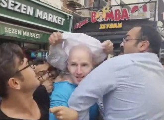 Türkiyədə ABŞ əsgərinin başına çuval keçirildi