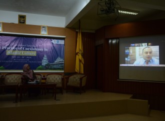 “İslam mədəniyyətində birgəyaşayış təcrübəsi” mövzusunda simpozium panellərlə davam edib
