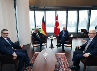 Ərdoğan Almaniya kanslerini qəbul edib