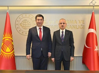 Qırğızıstan və Türkiyənin nəqliyyat nazirləri yük daşımalarının optimallaşdırılması planlarını müzakirə ediblər