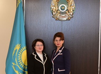 Aktotı Raimkulova Aida Balayeva ilə görüşüb
