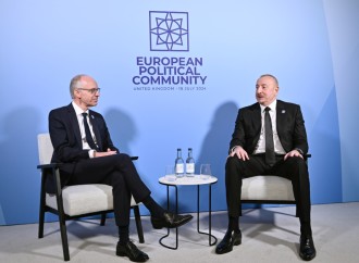 Prezident İlham Əliyev İsveçrə Konfederasiyasının Prezidenti Viola Amher ilə söhbət edib