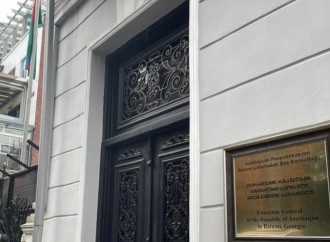 Batumidə yaradılmış seçki məntəqəsində səsvermə başlayıb