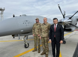 Azərbaycanda AKINCI anqarının açılışını etdik - Bayraktar