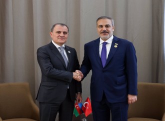 Ceyhun Bayramov Hakan Fidanla görüşüb