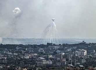 İsrail Livanı qadağan olunmuş ağ fosfor bombası ilə vurub