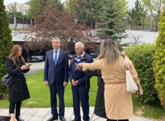 Binəli Yıldırım Qazaxıstanın Türkiyədəki səfiri ilə görüşüb