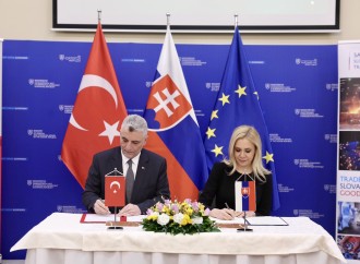 Türkiyə ilə Slovakiya arasında iqtisadi protokol imzalanıb