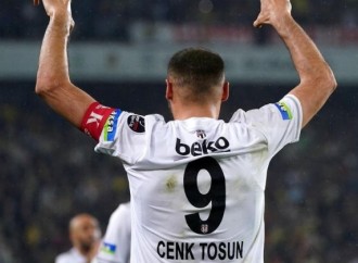 Beşiktaş Cenk Tosun ilə yollarını ayırıb